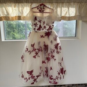 Elegant Butterfly Kids Dress in White and Red 8~10T